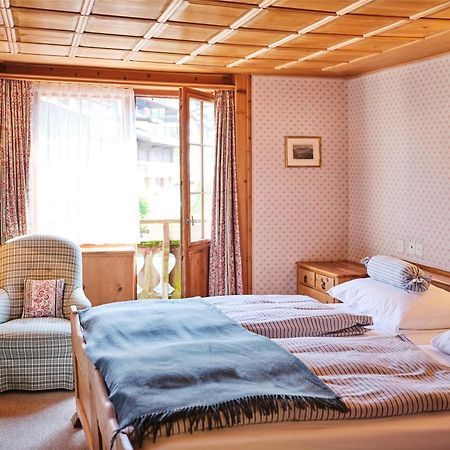 Hotel Chesa Grischuna كلوسترز المظهر الخارجي الصورة