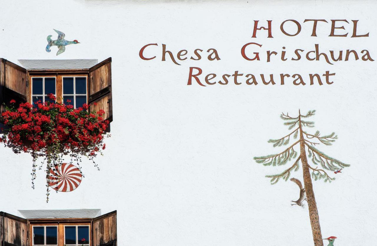 كلوسترز Hotel Chesa Grischuna المظهر الخارجي الصورة