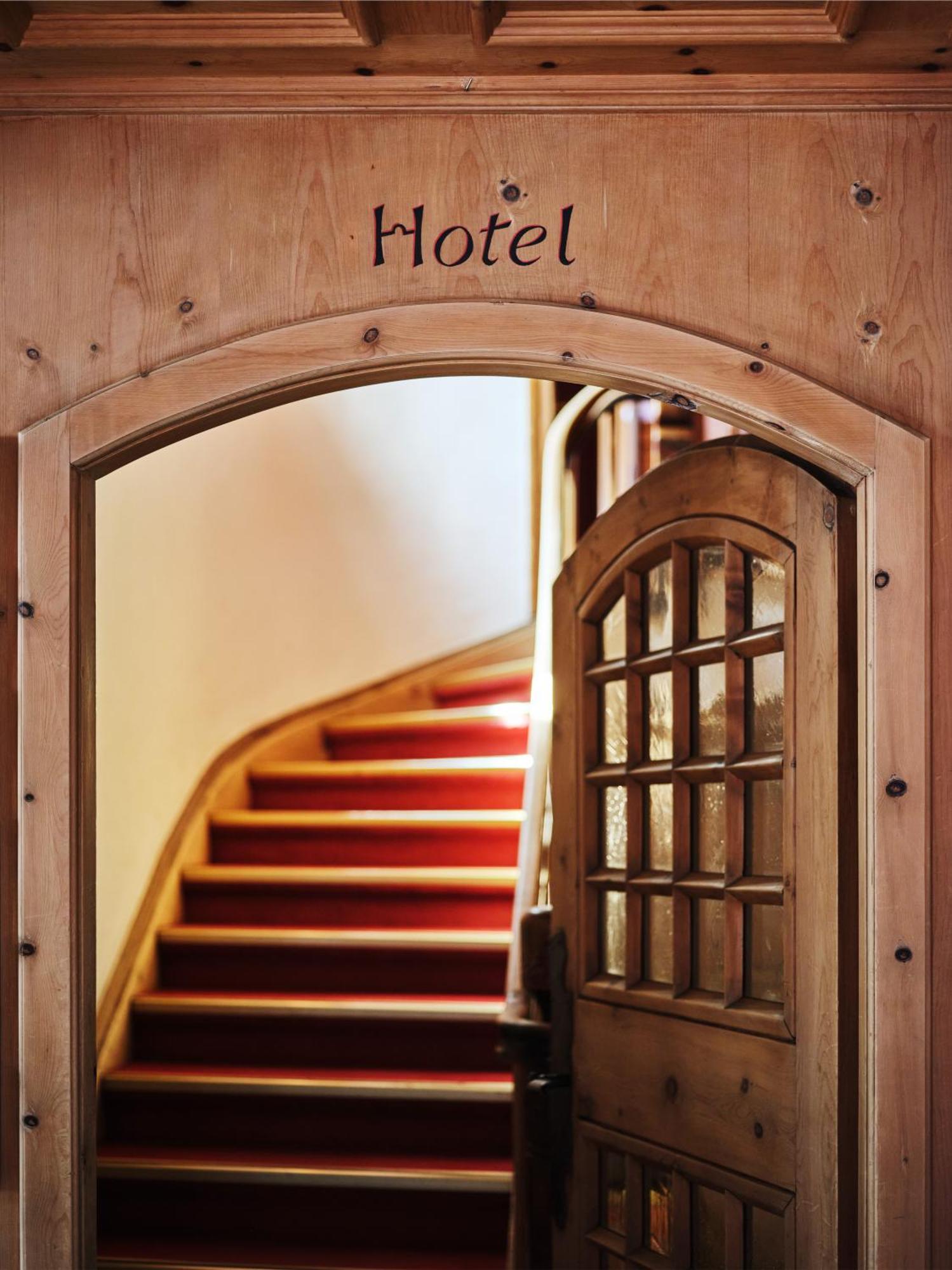 Hotel Chesa Grischuna كلوسترز المظهر الخارجي الصورة